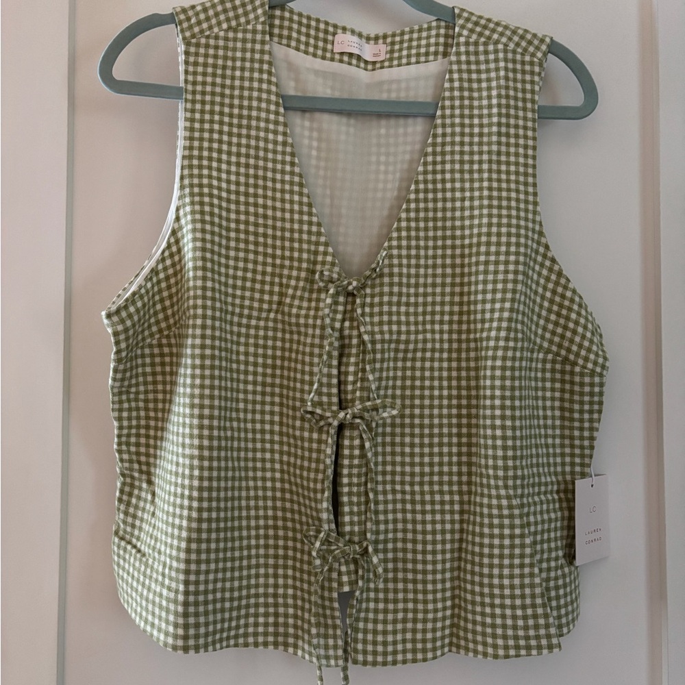 NWT. NEVER WORN LC Lauren Conrad Olive Checkered Tie-Front Blouse